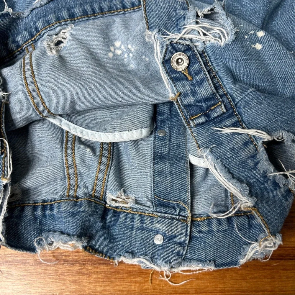 Distressed long‎ Denim Jacket Paint Splatter ripped